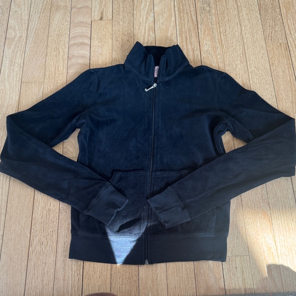 VINTAGE Juicy Couture Black Zip-Up Hoodie
